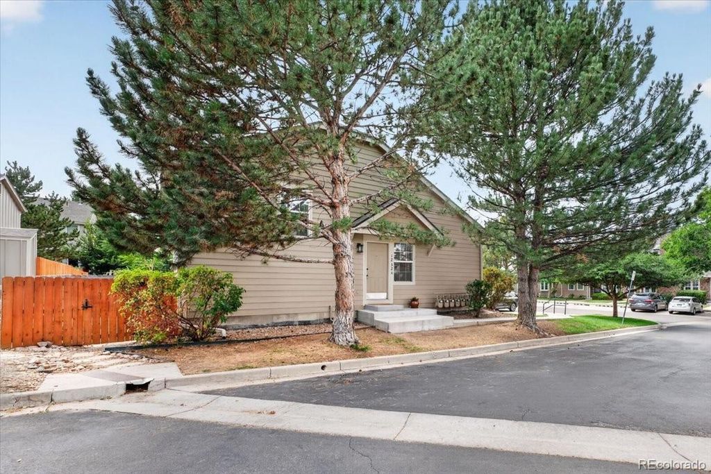 1232 S Waco Street A, Aurora, CO 80017