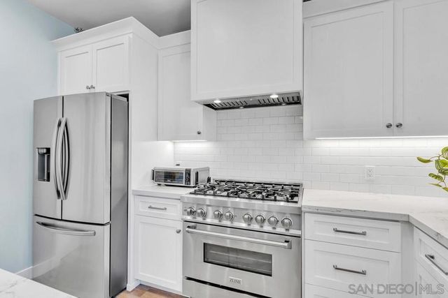 10224 Noble Way, Santee, CA 92071