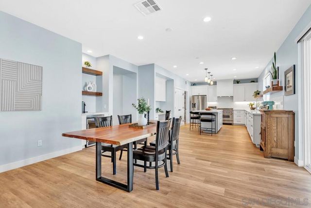 10224 Noble Way, Santee, CA 92071