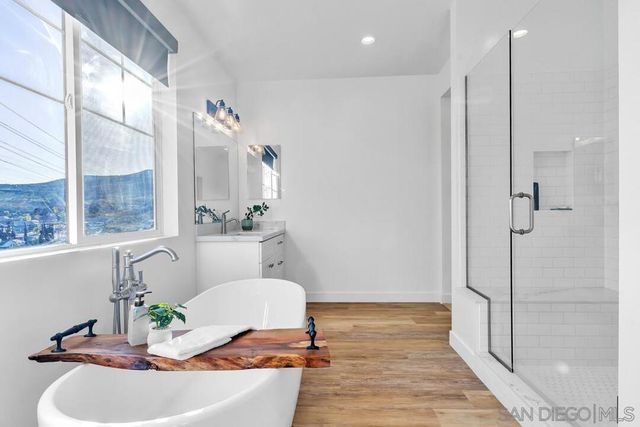 10224 Noble Way, Santee, CA 92071