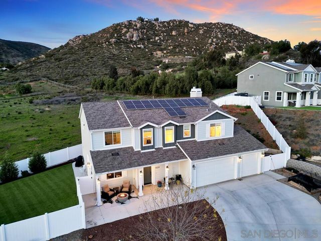 10224 Noble Way, Santee, CA 92071