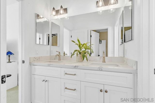 10224 Noble Way, Santee, CA 92071