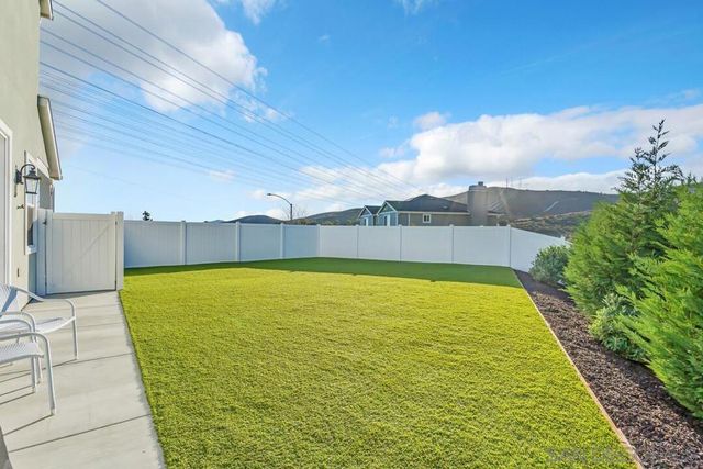 10224 Noble Way, Santee, CA 92071