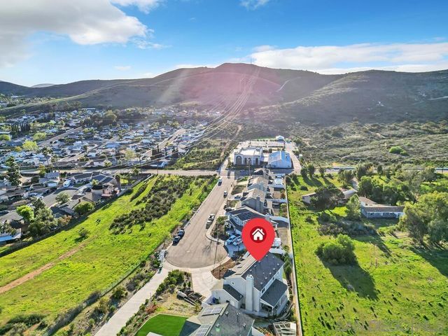 10224 Noble Way, Santee, CA 92071