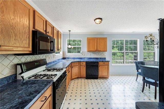 4001 English Valley Drive, Ellenwood, GA 30294