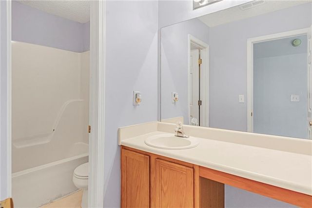 4001 English Valley Drive, Ellenwood, GA 30294