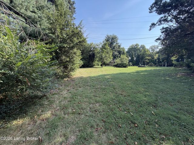 3939 Old Brownsboro Rd, Louisville, KY 40207