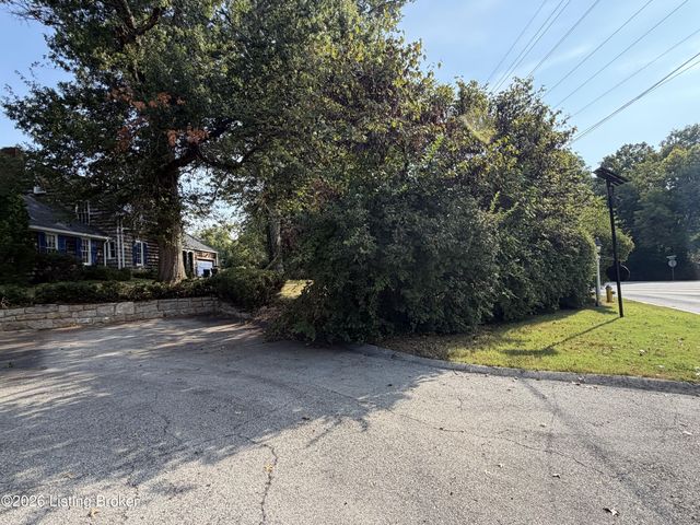 3939 Old Brownsboro Rd, Louisville, KY 40207