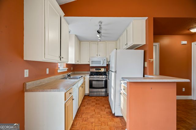 210 Blue Ridge Avenue, Demorest, GA 30535