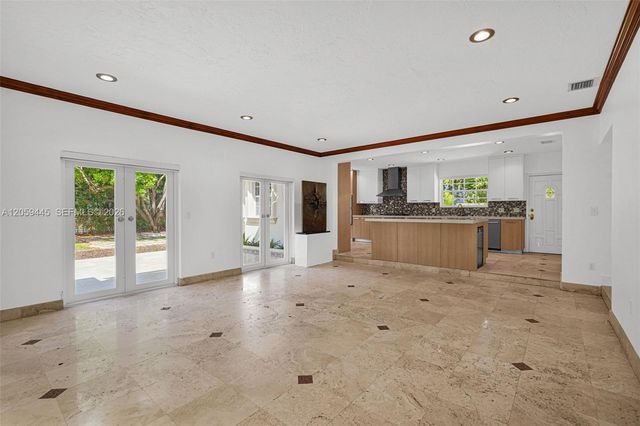 244 SW 28th Road 0, Miami, FL 33129