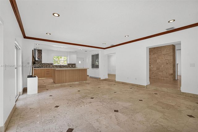 244 SW 28th Road 0, Miami, FL 33129