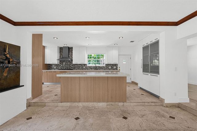 244 SW 28th Road 0, Miami, FL 33129