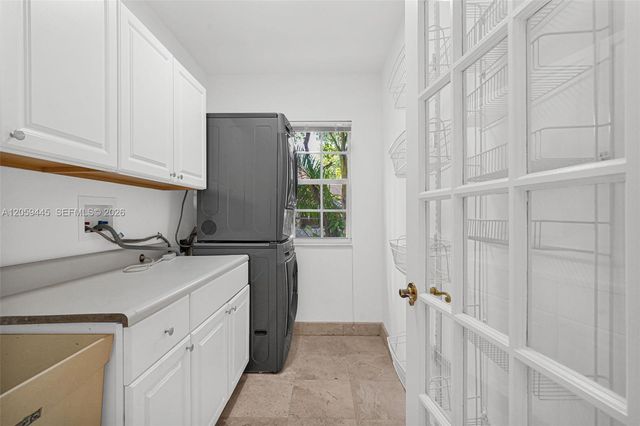 244 SW 28th Road 0, Miami, FL 33129
