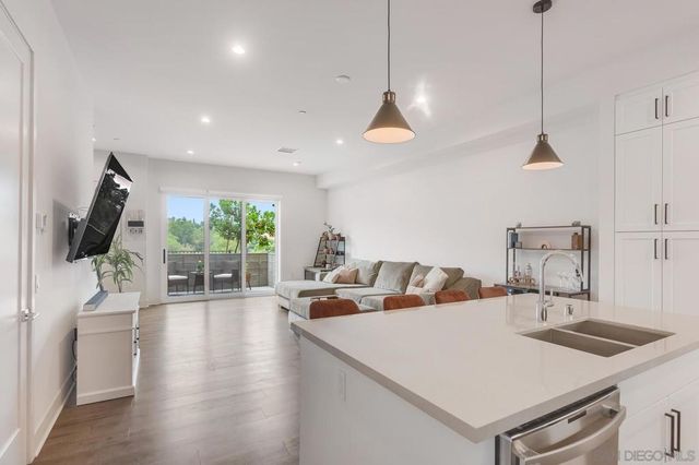 1055 32nd St 8, San Diego, CA 92102