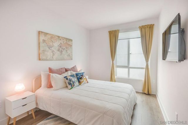 1055 32nd St 8, San Diego, CA 92102