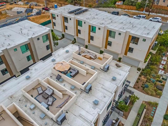 1055 32nd St 8, San Diego, CA 92102