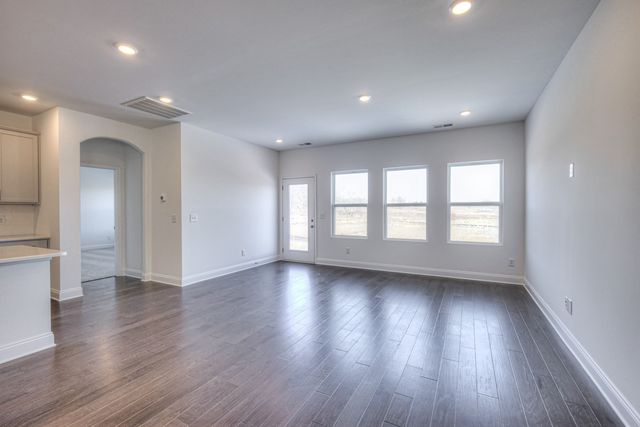 3296 Ventura Ave, White House, TN 37188