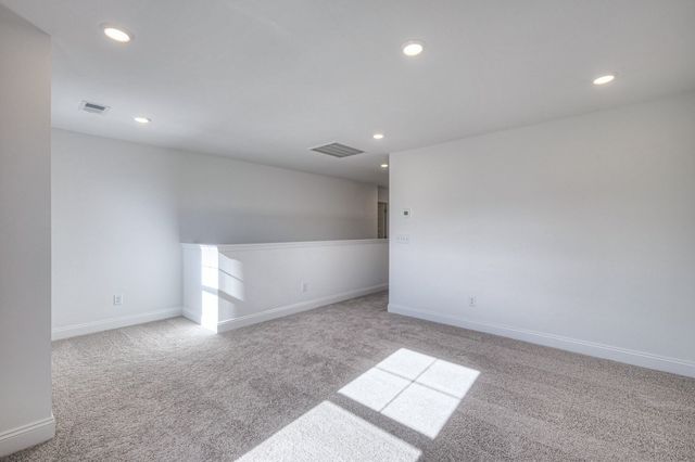 3296 Ventura Ave, White House, TN 37188