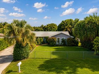4806 Orlando Avenue, West Palm Beach, FL 33417