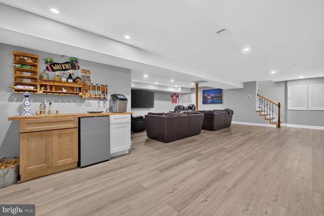 8001 MILLS MANOR CT, Thurmont, MD 21788