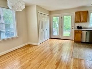 17 Myrtle St 1, Watertown, MA 02472