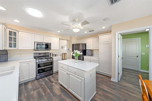 1529 STRATON WAY, The Villages, FL 32162