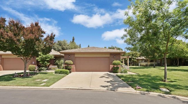 2427 Macarthur Pkwy, Lodi, CA 95242