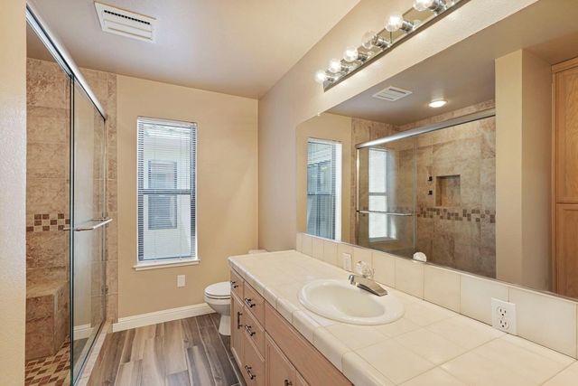 2427 Macarthur Pkwy, Lodi, CA 95242