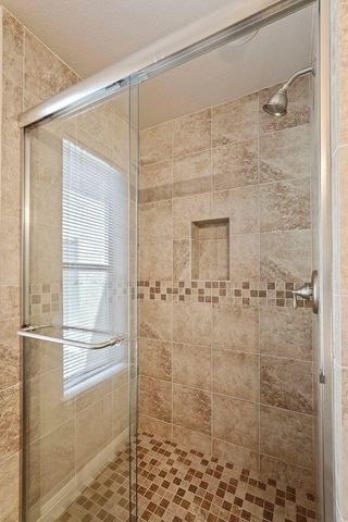 2427 Macarthur Pkwy, Lodi, CA 95242