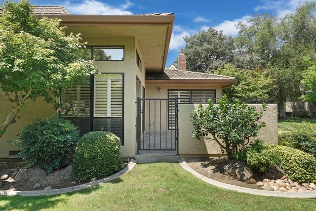 2427 Macarthur Pkwy, Lodi, CA 95242