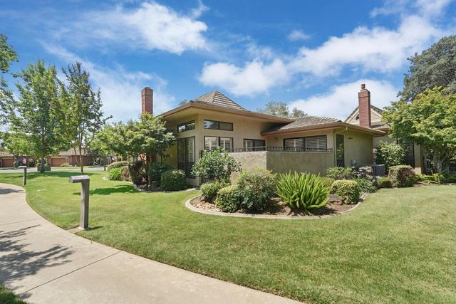 2427 Macarthur Pkwy, Lodi, CA 95242