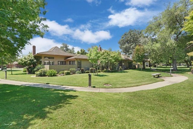 2427 Macarthur Pkwy, Lodi, CA 95242