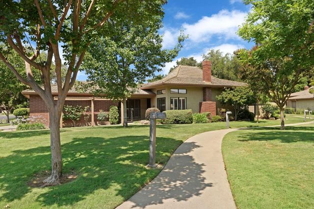2427 Macarthur Pkwy, Lodi, CA 95242
