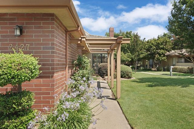2427 Macarthur Pkwy, Lodi, CA 95242