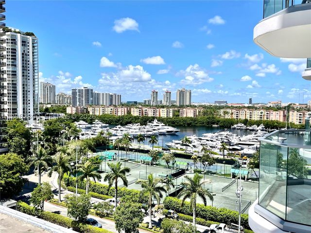 19707 Turnberry Way 10E, Aventura, FL 33180
