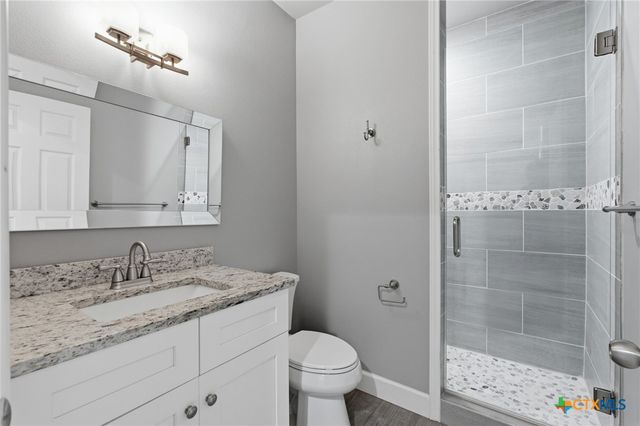 475 Cross Road, Kingsbury, TX 78638