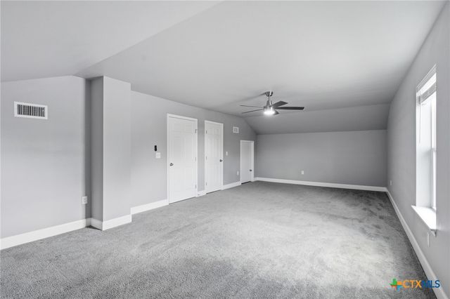 475 Cross Road, Kingsbury, TX 78638