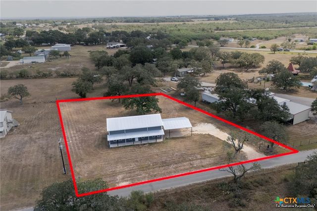 475 Cross Road, Kingsbury, TX 78638