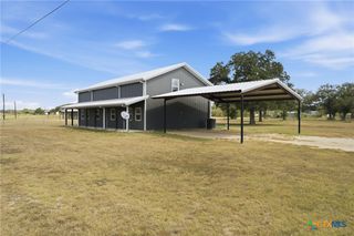 475 Cross Road, Kingsbury, TX 78638