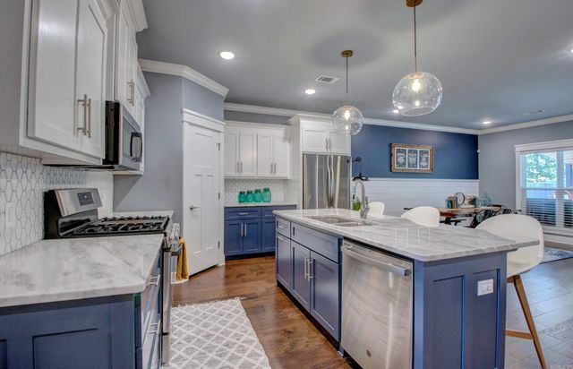 13 Hanna Loop, Maumelle, AR 72113