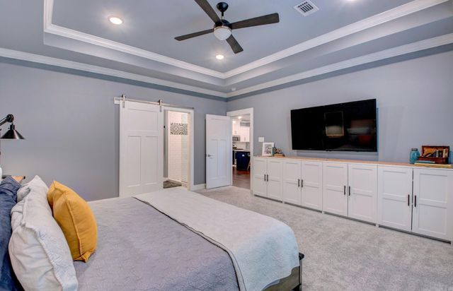 13 Hanna Loop, Maumelle, AR 72113