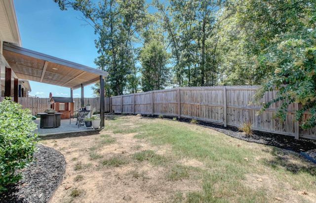 13 Hanna Loop, Maumelle, AR 72113