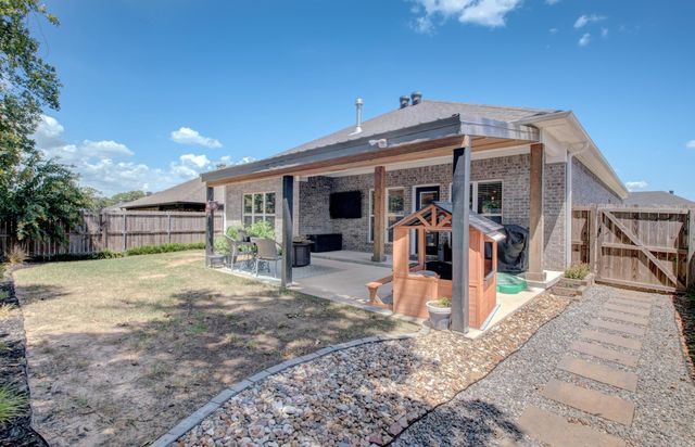13 Hanna Loop, Maumelle, AR 72113