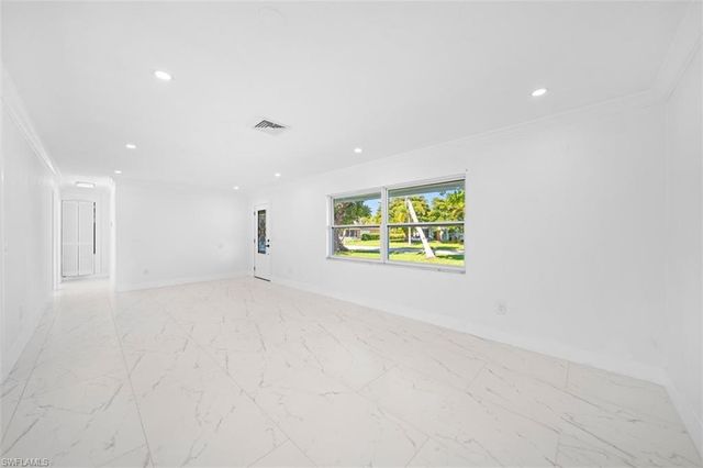 5551 Sunrise DR, Fort Myers, FL 33919