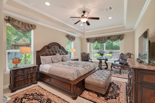 55 S Victoriana Circle, Spring, TX 77389