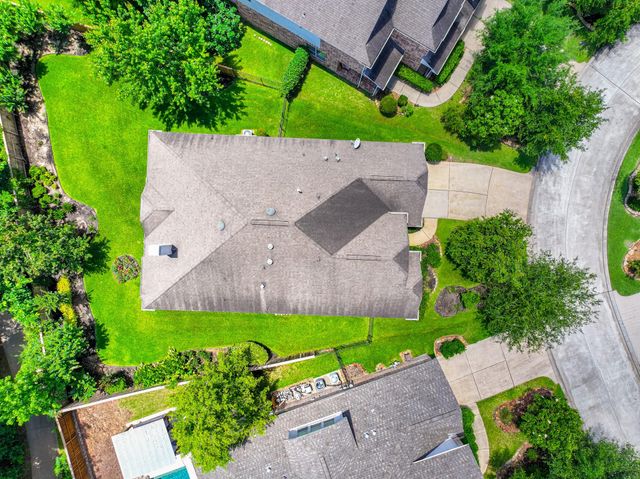 55 S Victoriana Circle, Spring, TX 77389