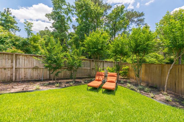 55 S Victoriana Circle, Spring, TX 77389