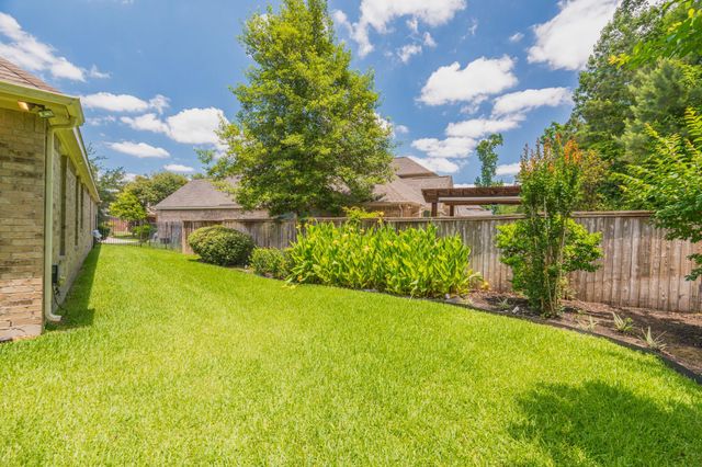 55 S Victoriana Circle, Spring, TX 77389