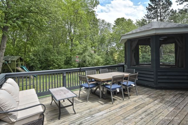 155 Salford Drive, Algonquin, IL 60102