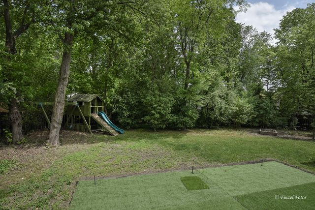 155 Salford Drive, Algonquin, IL 60102